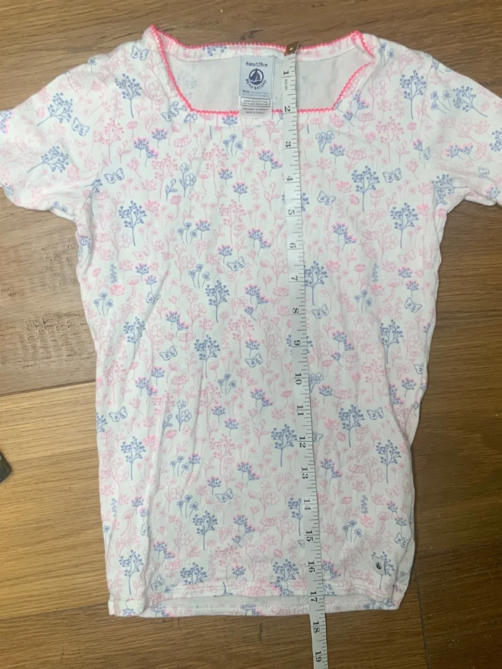 Petit Bateau Matching Set — Short Sleeved Shirt and 3/4 Cropped Pants Flower